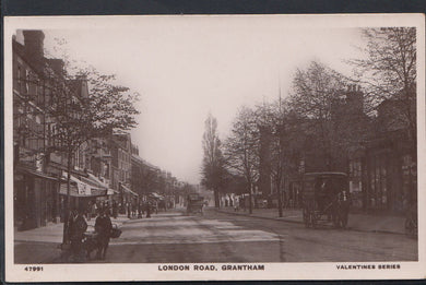 Lincolnshire Postcard - London Road, Grantham  MB1087