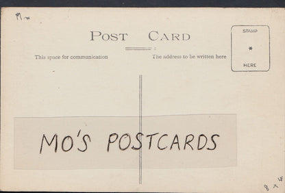 Middlesex Postcard - Shepperton Church Square   MB48