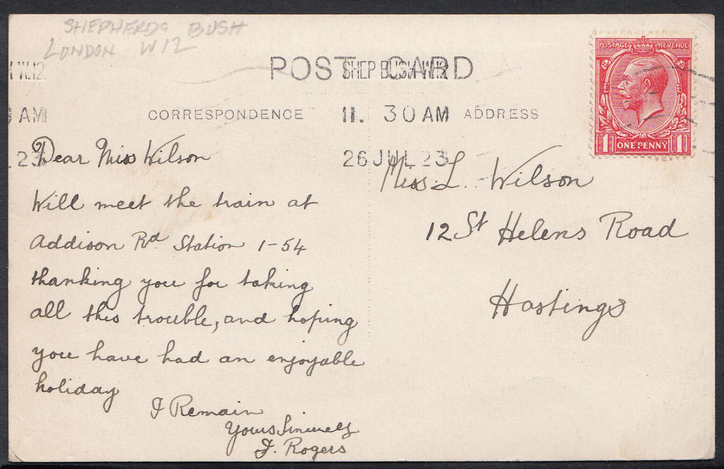 London Postcard - Warbeck Road, Shepherds Bush   P616