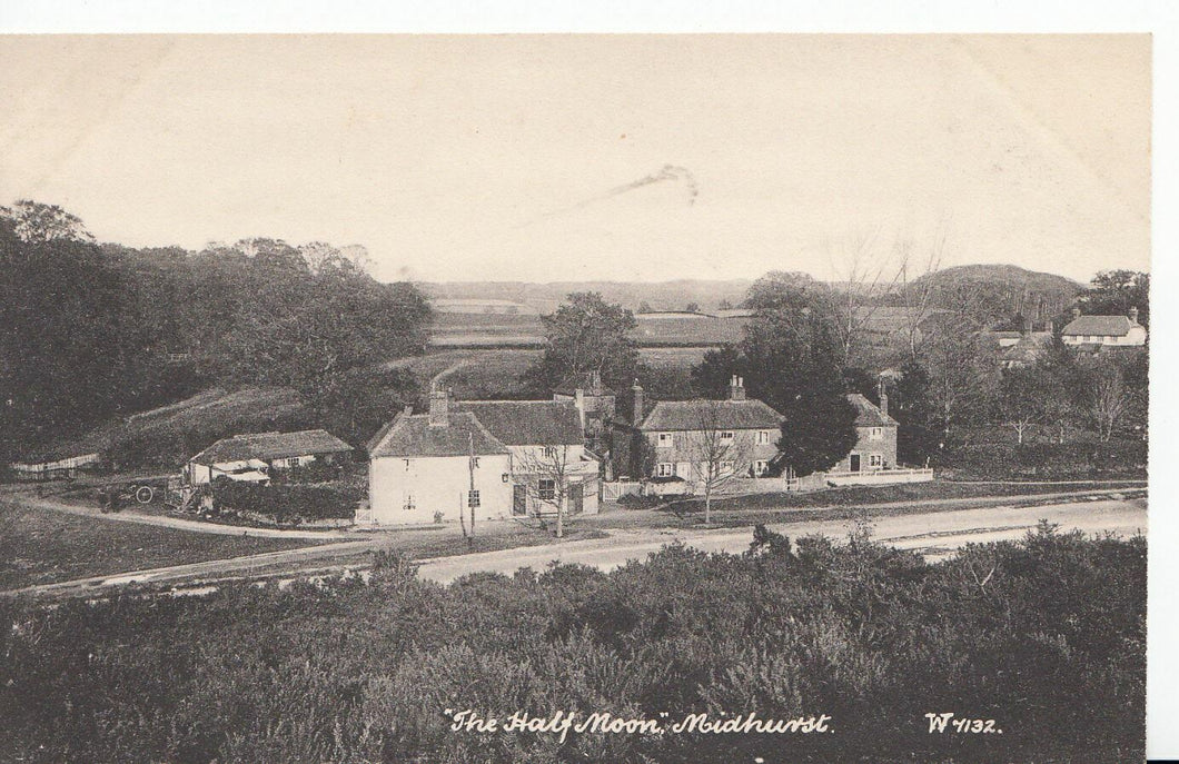 Sussex Postcard - The Half Moon Public House, Midhurst   E215