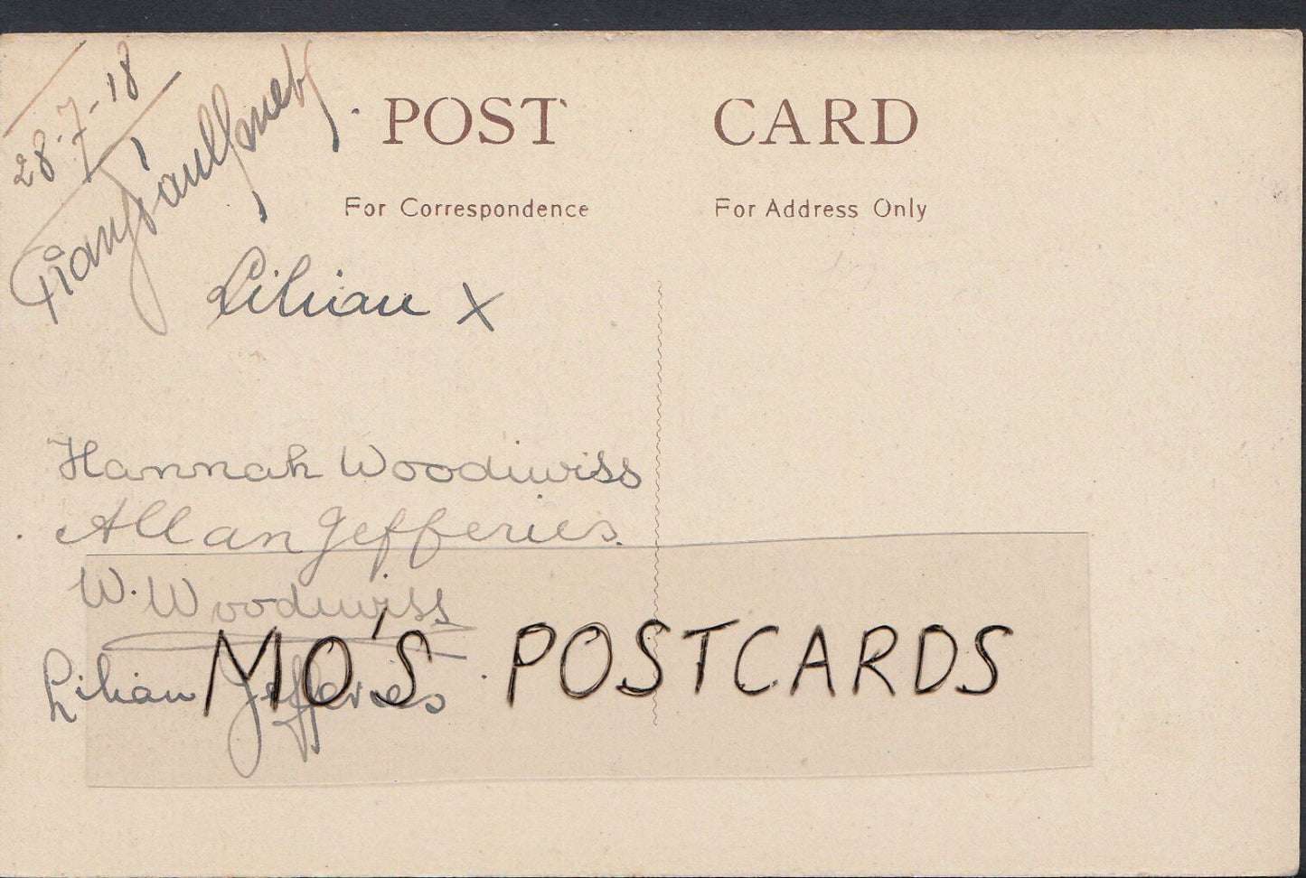 Yorkshire Postcard - Austwick On The Green    A9498
