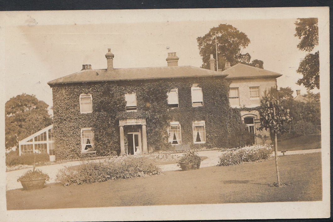 London Area? Postcard - Large Detached House - Where Please?  M131