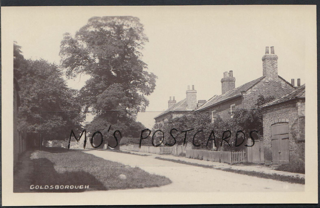Yorkshire Postcard - Street Scene in Goldsborough   RT752