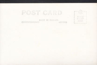Canada Postcard - Laurentide Inn, Ste Agathe Des Monts, P.Q  - DP642