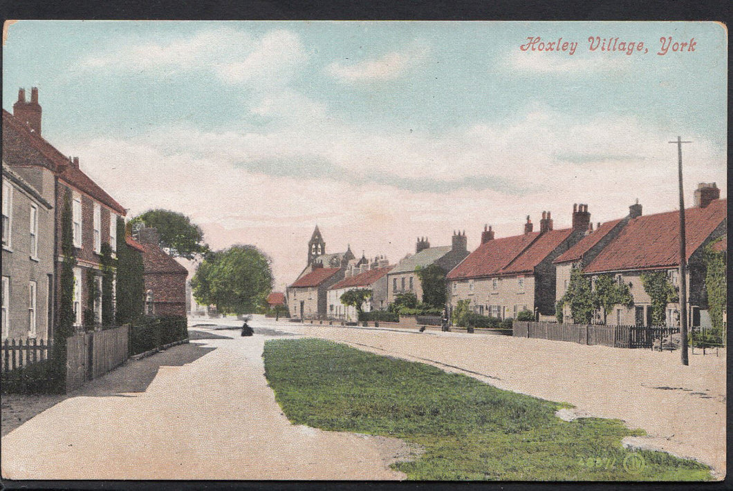 Yorkshire Postcard - Hoxley Village, York     D402