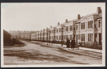 Load image into Gallery viewer, Scotland Postcard - Thorncliffe Gardens, Glasgow    MB538
