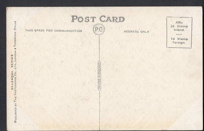 Norfolk Postcard - Norwich Cathedral, Erpingham Gate    RT1267