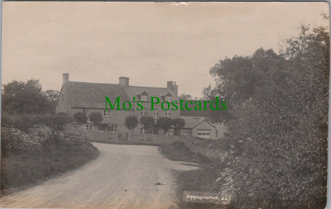 Chadlington Village, Oxfordshire