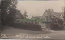 Load image into Gallery viewer, Warwickshire Postcard - Old Thatched Cottages, Leek Wootton HP643
