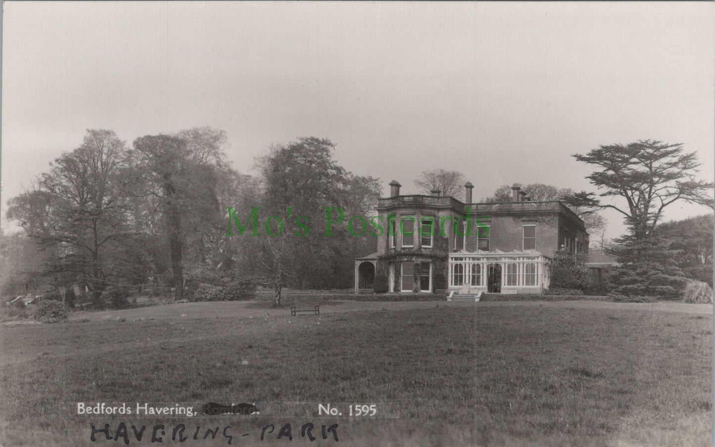 Essex Postcard - Bedfords Havering, Havering Park HP673