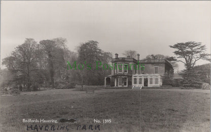 Essex Postcard - Bedfords Havering, Havering Park HP673