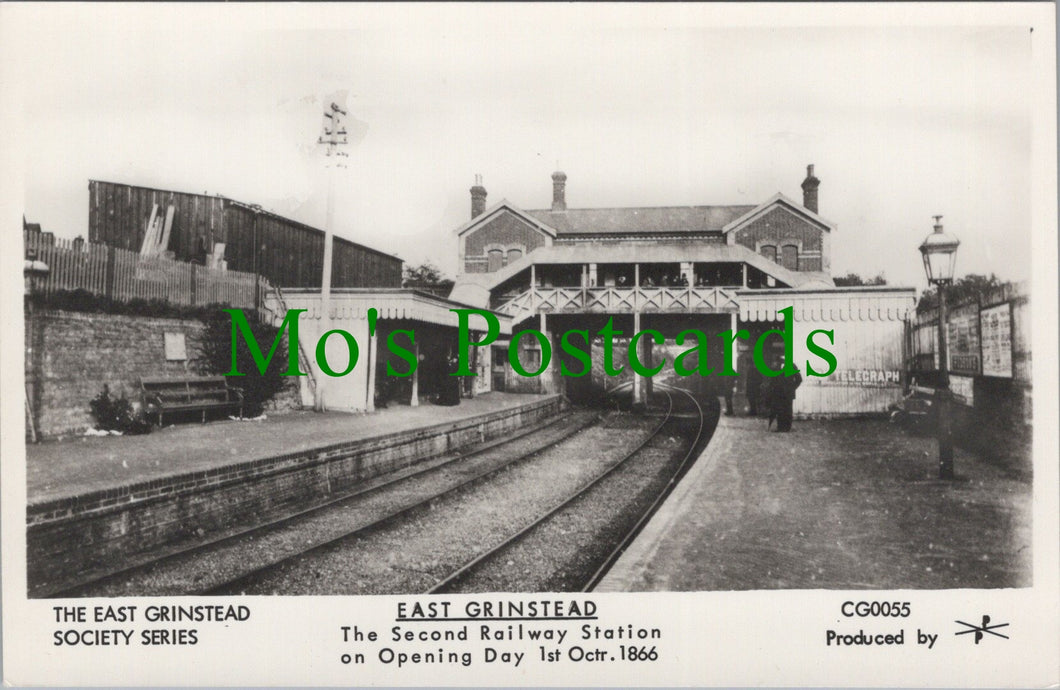 Sussex Postcard - East Grinstead Railway Station Ref.SW10156