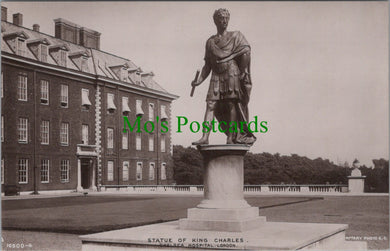 London Postcard - Statue of King Charles, Chelsea Hospital Ref.SW9812