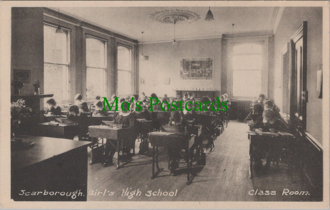 Yorkshire Postcard - Class Room, Scarborough Girl's High School Ref.HP304