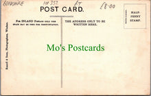 Load image into Gallery viewer, Berkshire Postcard - Layton Bro&#39;s Ltd Restaurant Facing Windsor Castle  Ref.HP352
