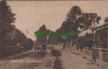 Load image into Gallery viewer, Berkshire Postcard - Castle Hill, Maidenhead  Ref.HP353
