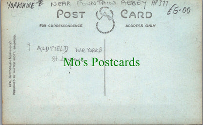 Yorkshire Postcard - Oldfield Village Ref.HP377