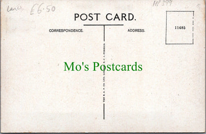 Lancashire Postcard - Wigan Road, Ashton in Makerfield Ref.HP399
