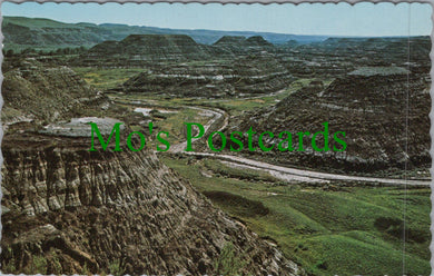 Canada Postcard - Badlands, Nr Drumheller. Alberta Ref.SW10170