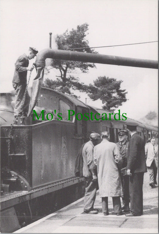 Railway Postcard - Engine No 5530 With a Train at Christow, 1958 - Ref.SW10208