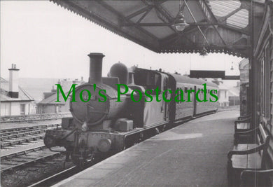 Railway Postcard - Engine No 1466 With a Train at Brixham, 1960 - Ref.SW10213