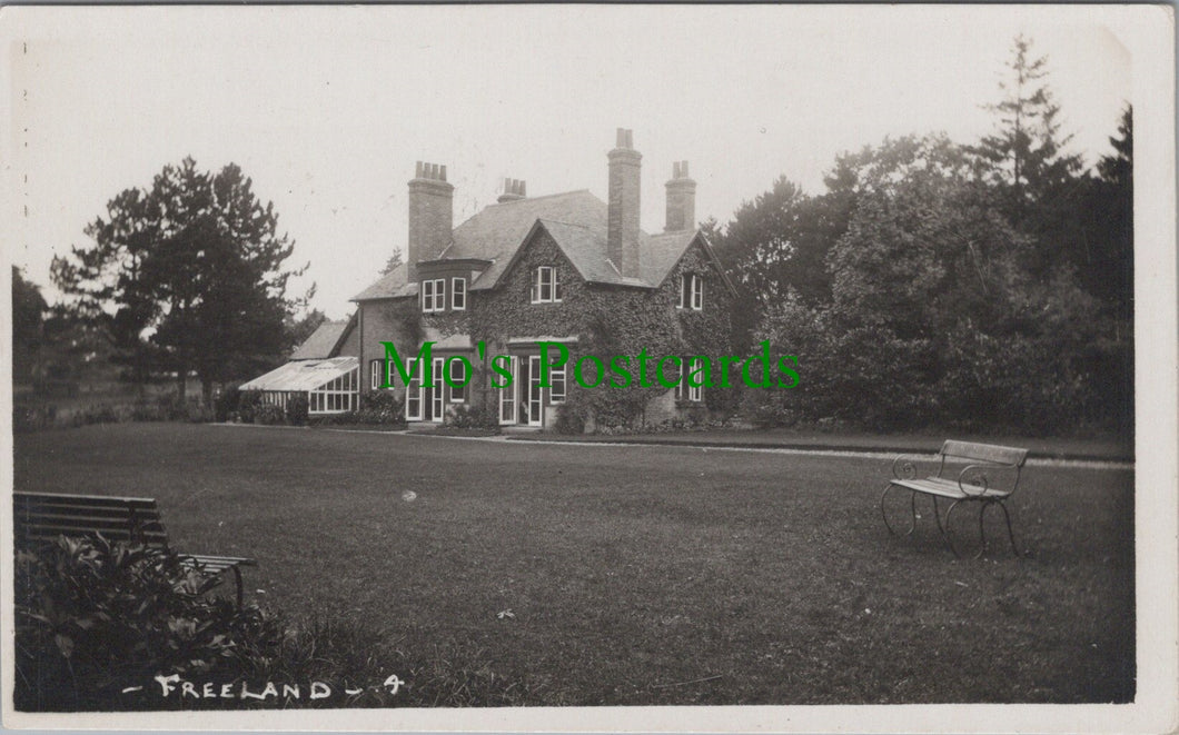 Freeland Village, Oxfordshire