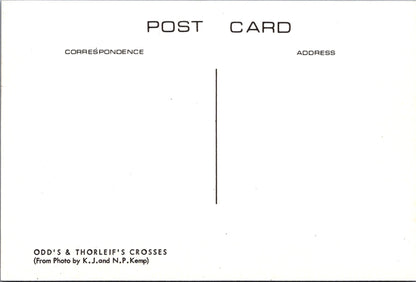 Isle of Man Postcard - Odd's & Thorleif's Crosses Ref.SW10020