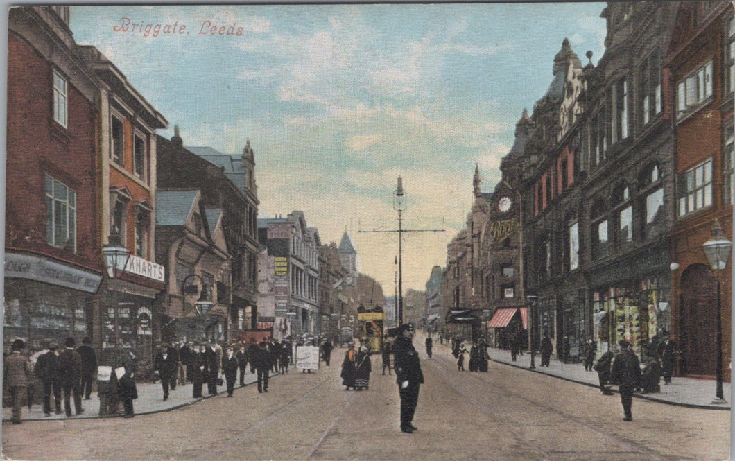 Yorkshire Postcard - Leeds Briggate, Busy Street Scene  DC628
