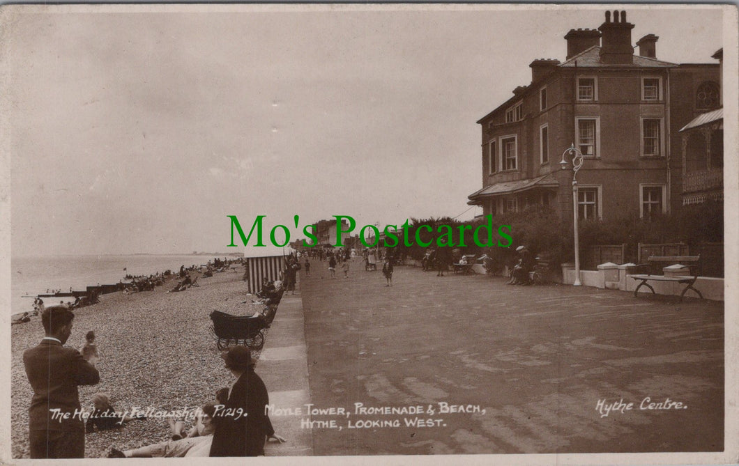 Kent Postcard - Hythe, Moyle Tower, Promenade and Beach DC193