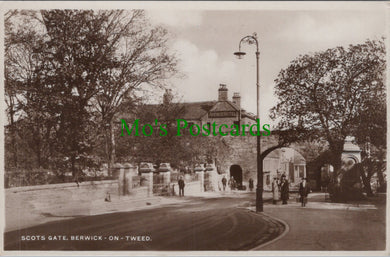 Northumberland Postcard - Scots Gate, Berwick-On-Tweed DC196