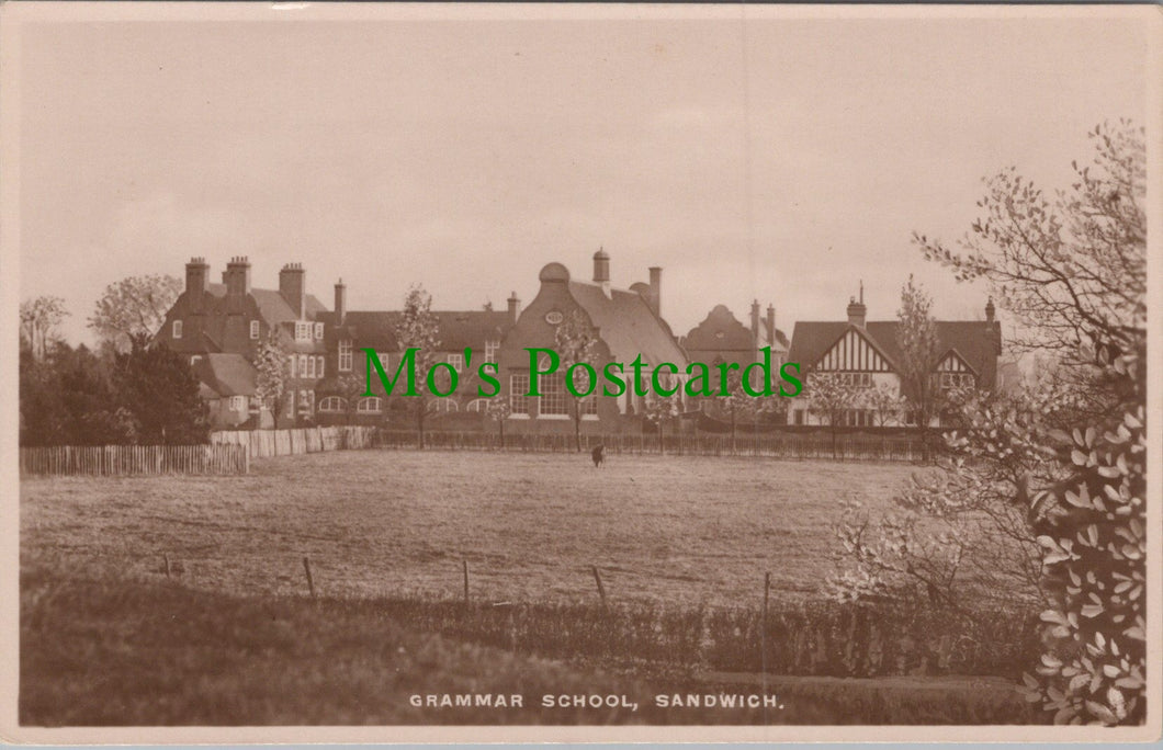 Kent Postcard - Sandwich Grammar School  HP475