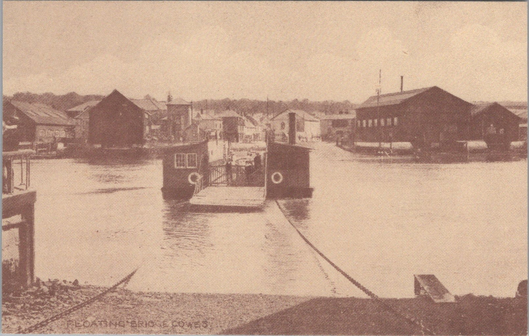 Isle of Wight Postcard - Cowes Floating Bridge SW10756