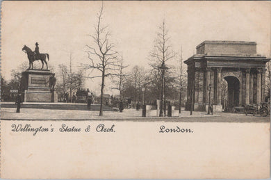 London Postcard - Wellington's Statue & Arch  SW10760