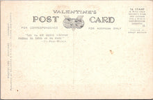 Load image into Gallery viewer, Gloucestershire Postcard - Cheltenham Boating Lake, Pitville Park   SW10772
