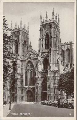 Yorkshire Postcard - York Minster  SW10819