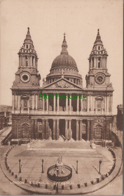 London Postcard - St Paul's Cathedral  SW10891