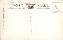 Load image into Gallery viewer, Lincolnshire Postcard - Gainsborough Parish Church SW10639
