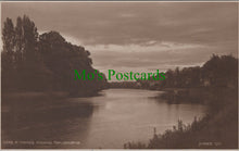 Load image into Gallery viewer, Berkshire Postcard - River Thames, Evening in Pangbourne SW10410
