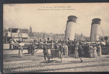 Load image into Gallery viewer, France Postcard - Boulogne-Sur-Mer - L&#39;Embarquement Des Voyageurs Pour L&#39;Angleterre, 1906 - Mo’s Postcards 
