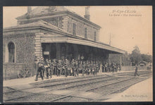 Load image into Gallery viewer, France Postcard - Saint-Cyr-l&#39;École - La Gare - Vue Interieure - Mo’s Postcards 
