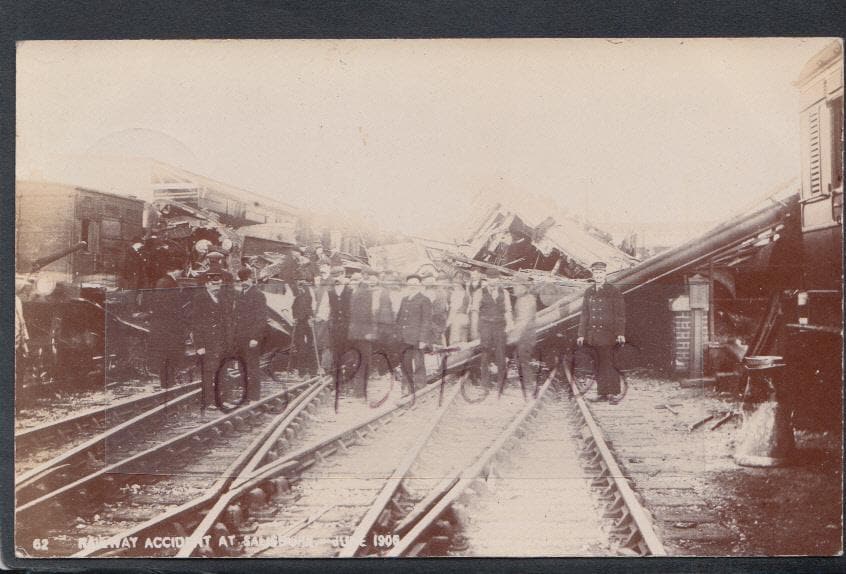 Wiltshire Postcard - Railway Accident at Salisbury, June 1906 - Mo’s Postcards 