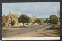 Load image into Gallery viewer, Worcestershire Postcard - War Memorial and High Street, Broadway - Mo’s Postcards 
