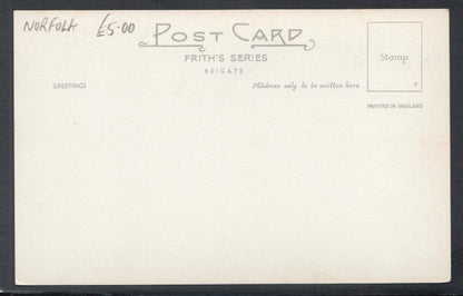 Norfolk Postcard - The Buckinghamshire Arms Hotel, Blickling, Nr Aylsham - Mo’s Postcards 