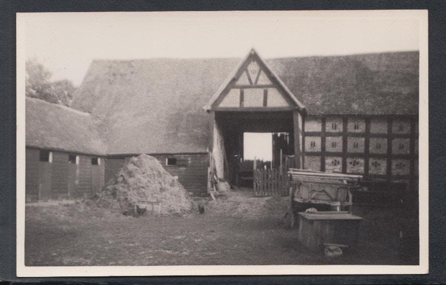 Gloucestershire Postcard - Staunton Court Farm - Mo’s Postcards 
