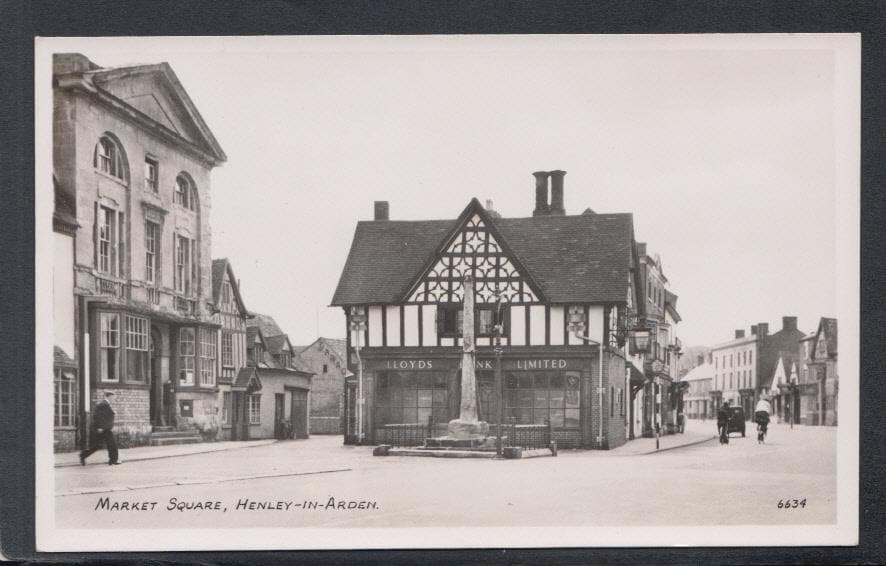 Warwickshire Postcard - Market Square, Henley-In-Arden - Mo’s Postcards 