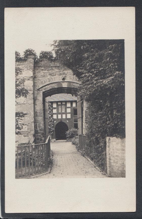 Gloucestershire Postcard - Staunton Court Farm - Mo’s Postcards 