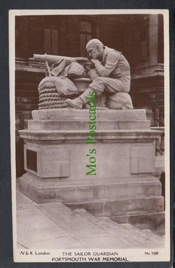 Hampshire Postcard - The Sailor Guardian, Portsmouth War Memorial - Mo’s Postcards 
