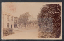 Load image into Gallery viewer, Hampshire Postcard - The Old George Inn, Botley Road, Fair Oaks - Mo’s Postcards 
