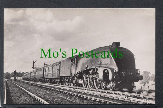 Hull Express Hauled By A.4.Class 4-6-2