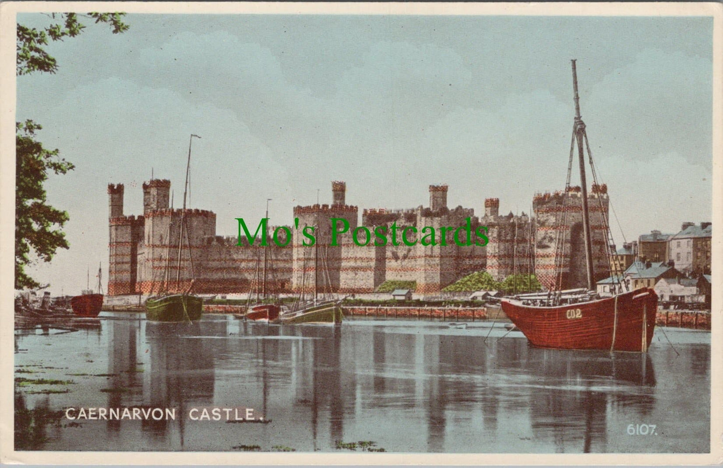  Caernarvon Castle, Wales